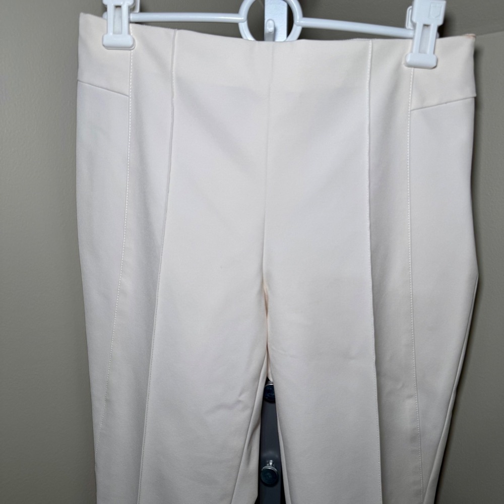 Escada Tuska High-Waist Cropped Trousers Cream Tapered High Rise Seam Detail
